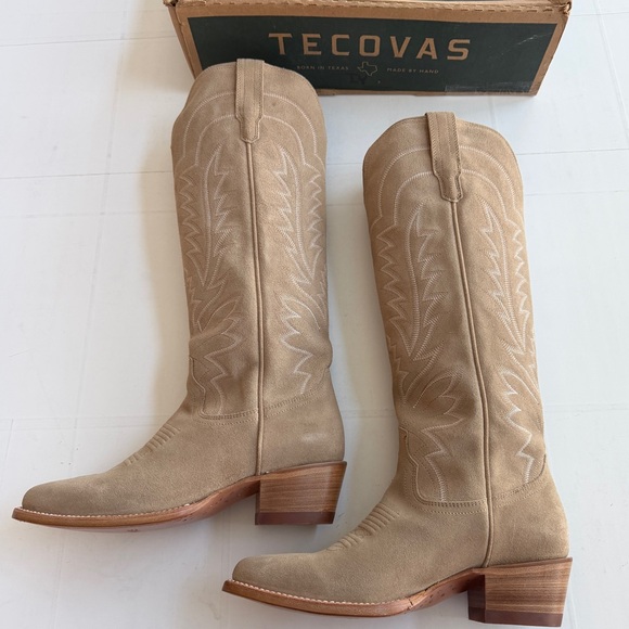 Tecovas Shoes - New TECOVAS The Abby Western Boot Women’s SIZE 9 Driftwood Suede